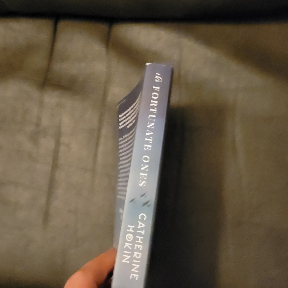 The Fortunate Ones by Catherine Hokin Paperback - Picture 6 of 9